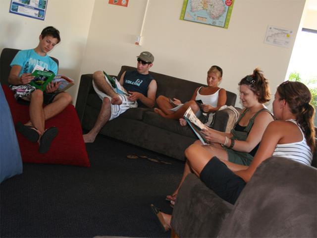 Surfers Paradise Yha Southport Екстериор снимка