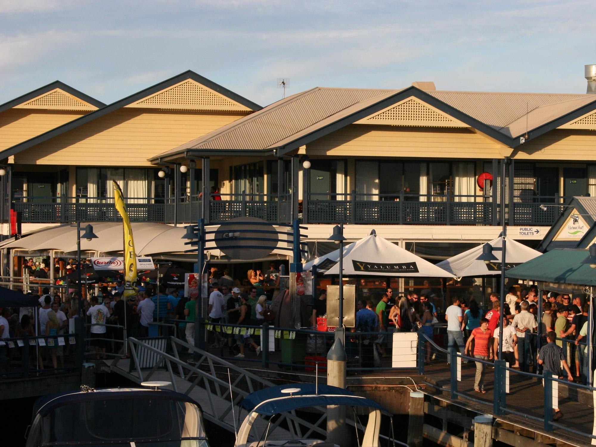 Surfers Paradise Yha Southport Екстериор снимка