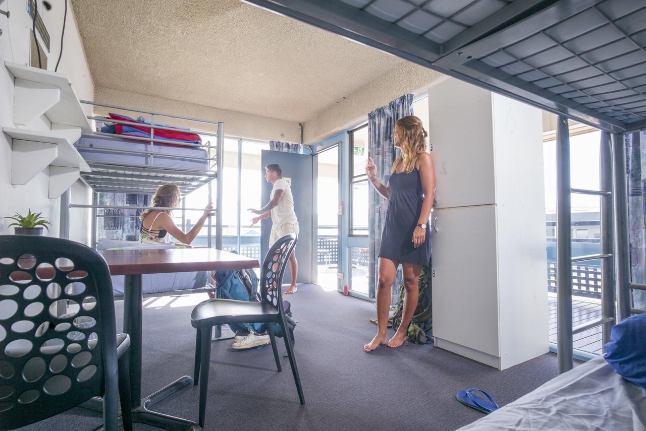 Surfers Paradise Yha Southport Екстериор снимка
