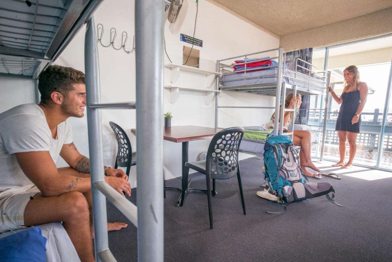 Surfers Paradise Yha Southport Екстериор снимка